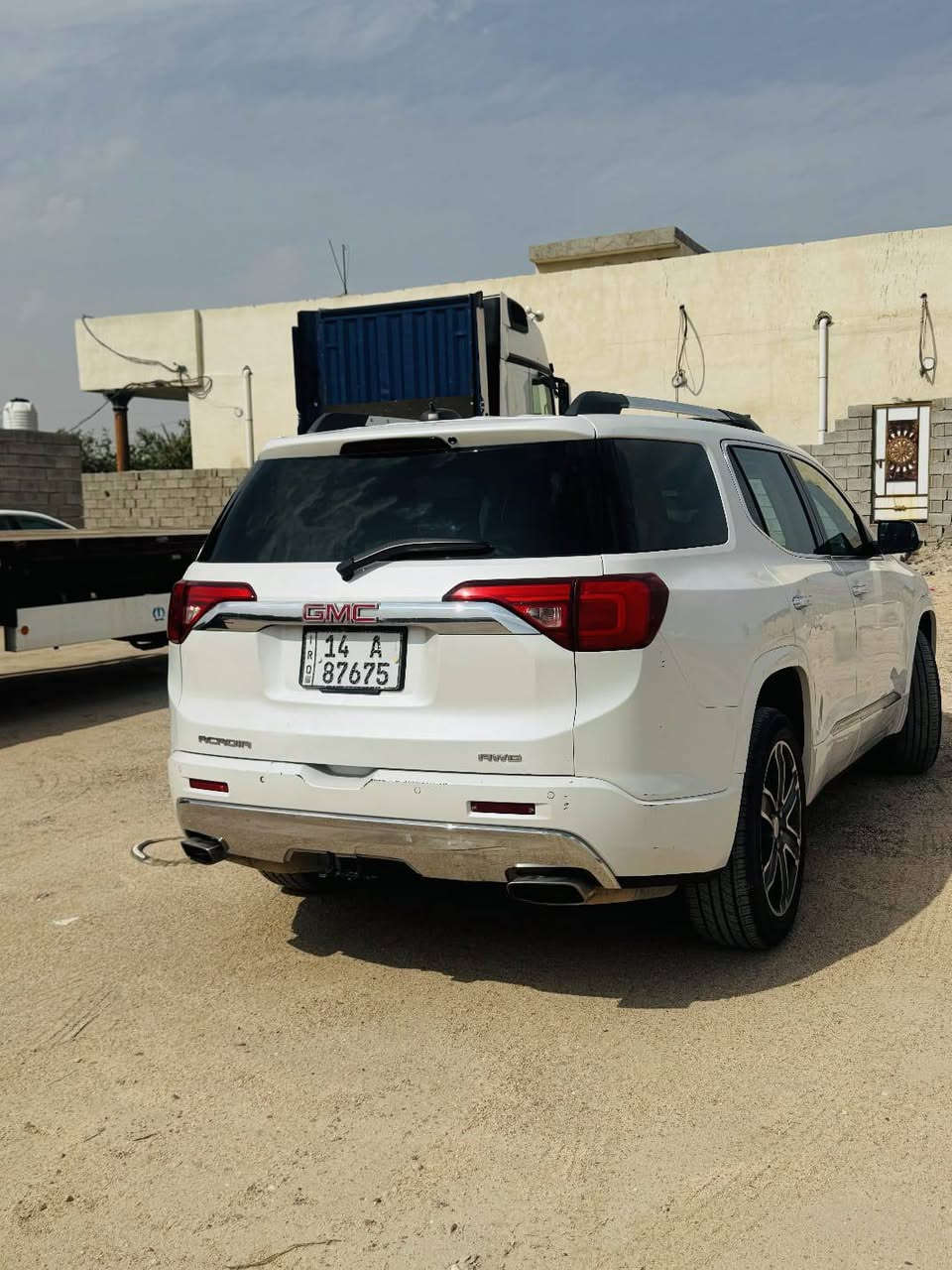 تحية طيبة ..
جي ام سي اكاديا مديل 2018

السيارة محرك 6 سلندر 

تقرير غرق تعمل وتسير 

ماشية 100 الف كيلو متر

السيارة مكفولة من الصبغ 

والمعجون فقط بارد خفيف 

باب الخلفي عكس السايق

مع ملاحظات بسيطة شوف العين

رقم بصرة الجديد بأسمي

السيارة دينالي فول  مواصفات 

داخل بيجي تخبل 

مكانها البصرة الزبير
السعر 16.500 الاتصال على هذا الرقم ***********
