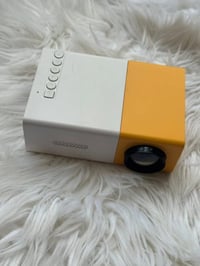 بروجكتور ميني LED • محمول وخفيف • HDMI VGA USB