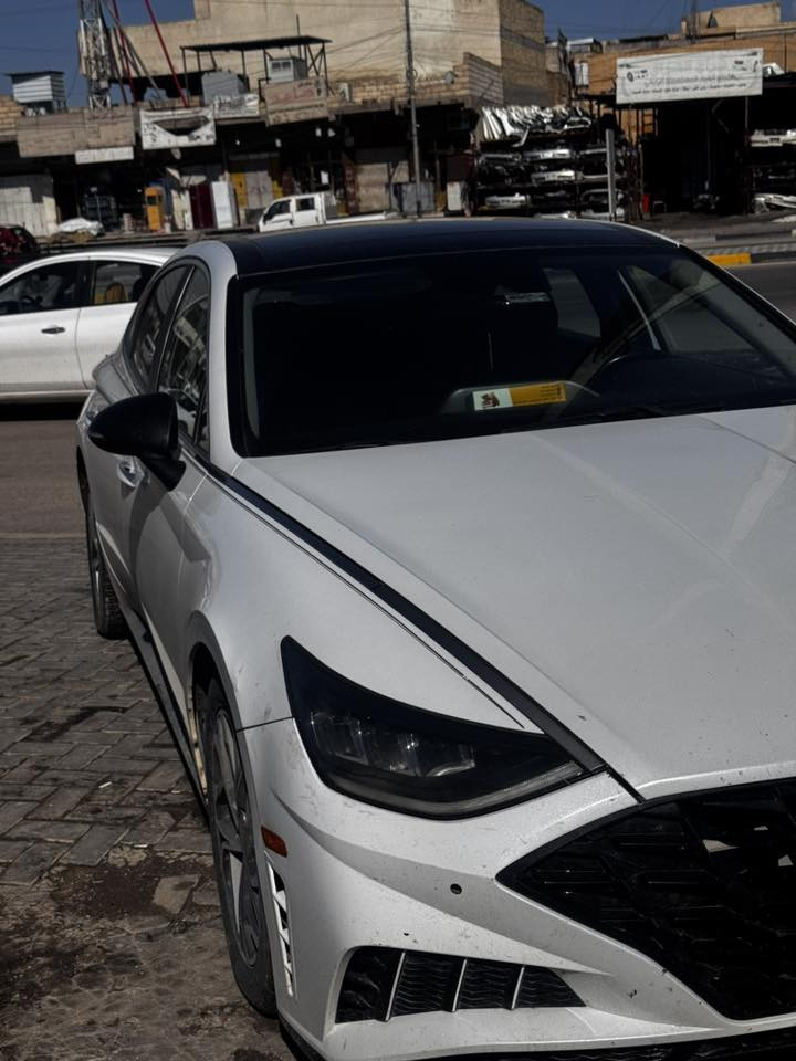 السلام عليكم
سوناته موديل 21 
مكينه 2500 تنفس طبيعي
رقم بصره معوقين بعد اقل سنه وتصير حره راعيه ولد شاب يسوي وكاله 
سياره مكفوله من ضربه وتبديل فقط صبغ 
موجود سونار بلمشنور 
***********
سعر 165 ترهم مراوس وبيع
