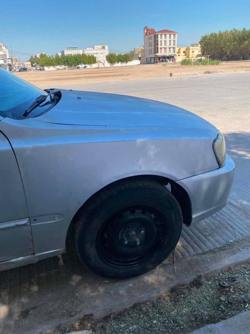 سلام عليكم فيرنه موديل ٢٠٠١ رقم قادسيه الدولي سياره جاهزه مكينه كير حظاديه تخم تاير تبريد شغال السعر ٣٨ وبيه مجال ***********
