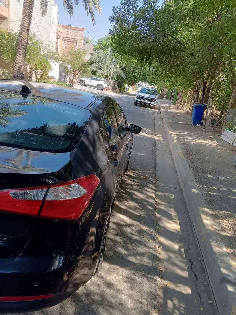 اسلام عليكم  فورتي 2015 وارد امركي محرك 2000 دوش كير اي حادثه صبغ جاملغ الخلفي وربع من الباب يعني قطعه ونص تحياتي وحترامي للجميع مكاني بغداد شارع فلسطين السعر السعر 103  تحاتي الرقم ***********
