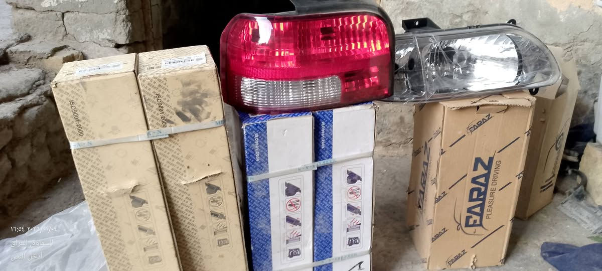 سلام عليكم غراض محل جدد زوج لايتات وزوج بك لايتات سايبه السعر 25 عدد 25ب25 اسيات عدد6 السعر 4 دكم سايبه 1500  يادات سابيه داخليه و خارجيه 1500 فيت ببمات 10عدد 4 دبلات خلفي امامي السعرالزوج 25 درايمات زوج 20 الاستفسار على الخاص او على الرقم ***********
