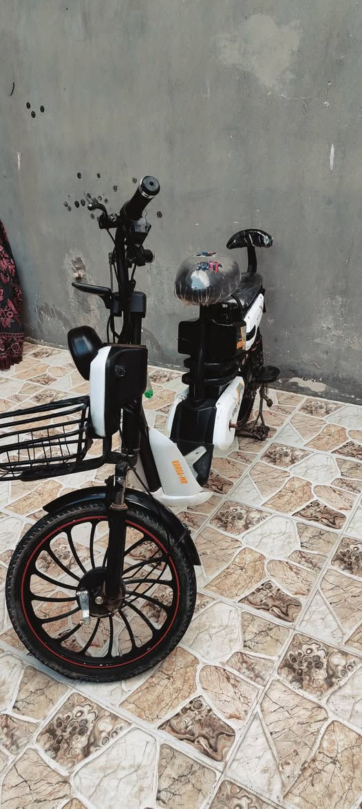دراجه شحن نضيف مابي اي عيب نهائي شرط بس يحتاج بطاريات


**إذا كنت صاحب هذا الإعلان وتريد حذفه لأي سبب، رجاءا أرسل رسالة إلى الدعم الفني**