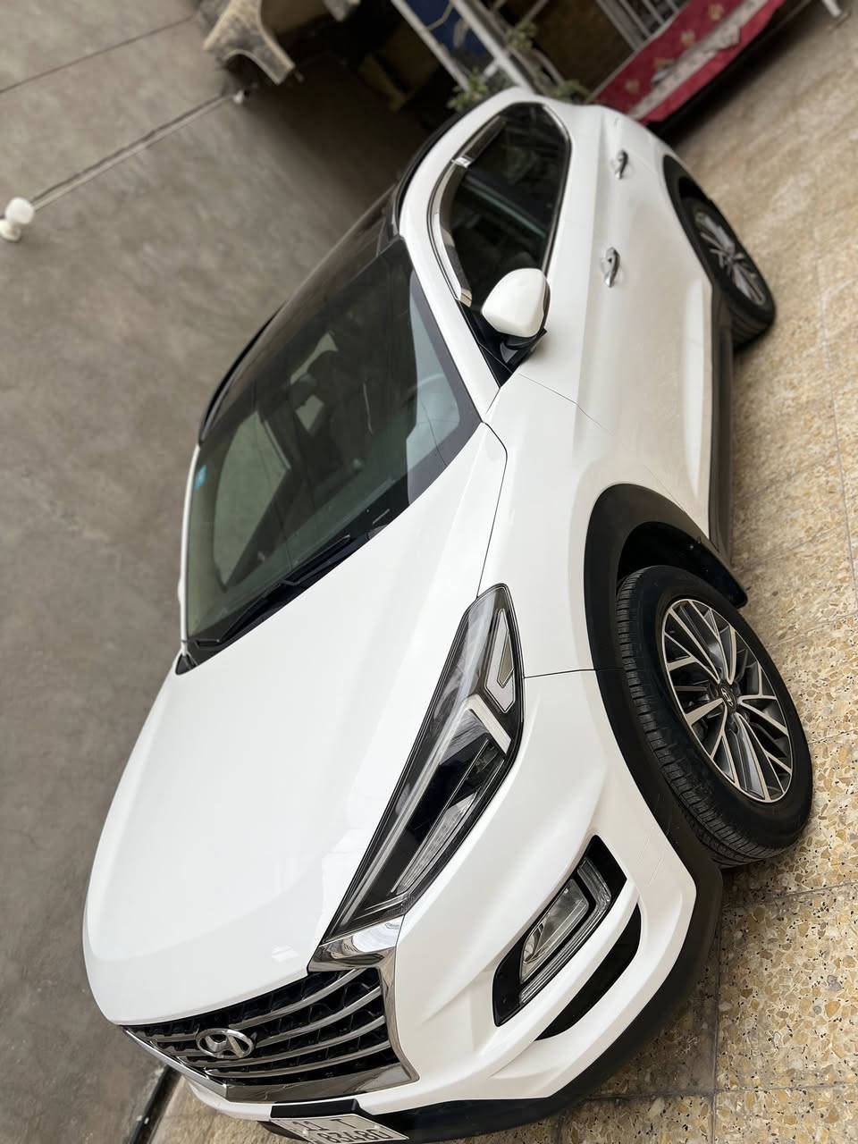 السلام عليكم 
للبيع توسان 2020 الكاصد
السياره مكفوله كفاله عامه عده رصعه بل باب الخلفيه صغيره كلش
السياره فول 1/1 
-بصمه
-بانوراما
-كشنات امامي ثنين كهرباء
-شاحن واير ليس
-مري شفط
-حساس امامي خلفي
-لايت خمس عدسات المرغوب
وباقي المواصفات المعروفه 
السياره ماشيه 64 حقيقي وشرط الفحص
(سعر السياره 212 وبيه مجال)
للاستفسار ***********
مكان السياره بغداد
