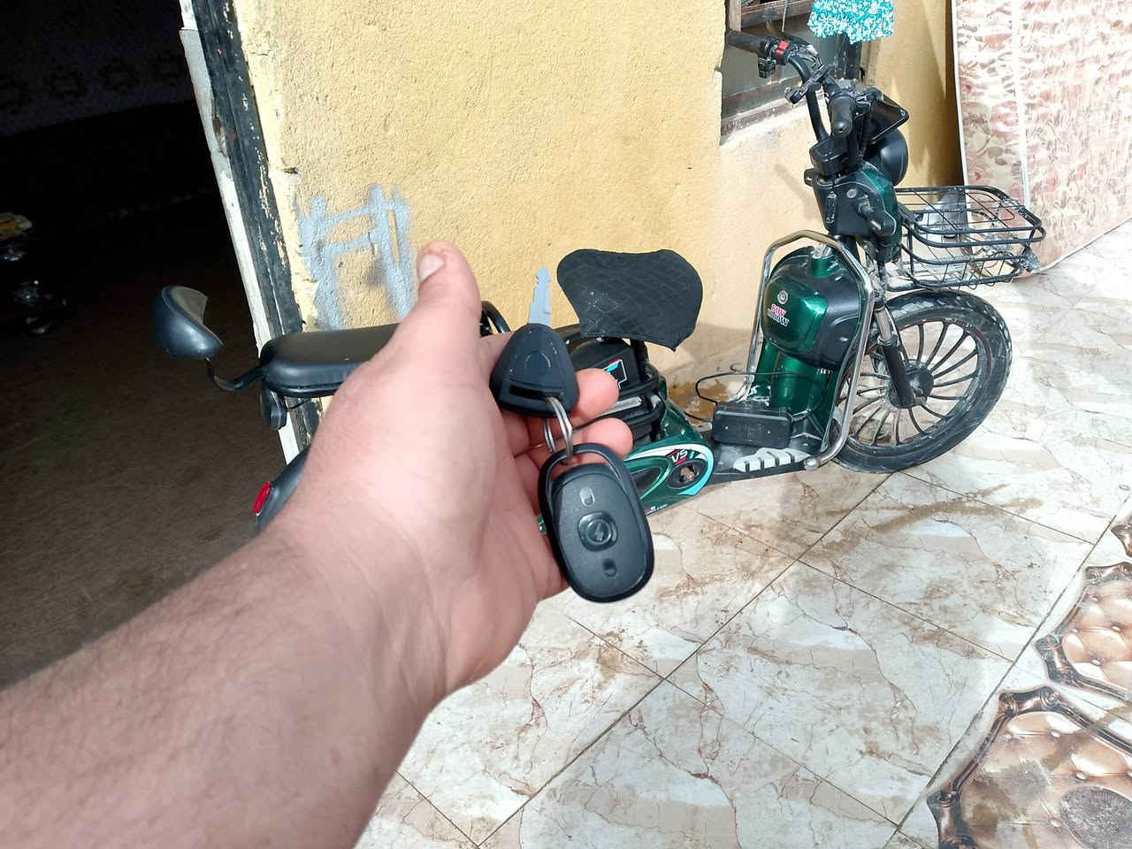 السلام عليكم دراجه شحن البيع الدراجه جاهزه كلشي ما بيها 5بطاريات جدد تشغيل عن بعد الحجم 20 السعر350 وبيها مجال المكان الزبير الشعيبة دور المصفى


**إذا كنت صاحب هذا الإعلان وتريد حذفه لأي سبب، رجاءا أرسل رسالة إلى الدعم الفني**