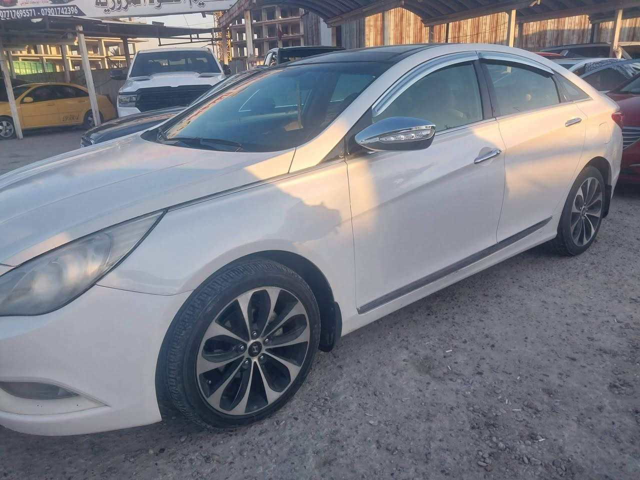 سلام عليكم سوناتا موديل 2011 خليجي فول مواصفات. صفحه صبغ بدون ضربه بدون دواخل. سياره باسمي. السعر 107 بيها مجال *********** مكان السياره الشعله بغداد.
