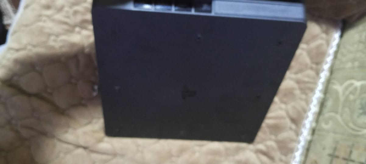 سلام عليكم ابلي 4 سلم مهكر نضام 9 واحد تيره كلش نضيف مستغدم قليل نضافت الجهاز كدام العين الجهاز لك ستيكر مامفتوح محتوياته كامله جوستك 2 واحده اصليه ولثانيه تجاريه+دركسون مكاني موصل وتوصيل ماعندي السعر (330) وبدون الدركسون (300)


**إذا كنت صاحب هذا الإعلان وتريد حذفه لأي سبب، رجاءا أرسل رسالة إلى الدعم الفني**