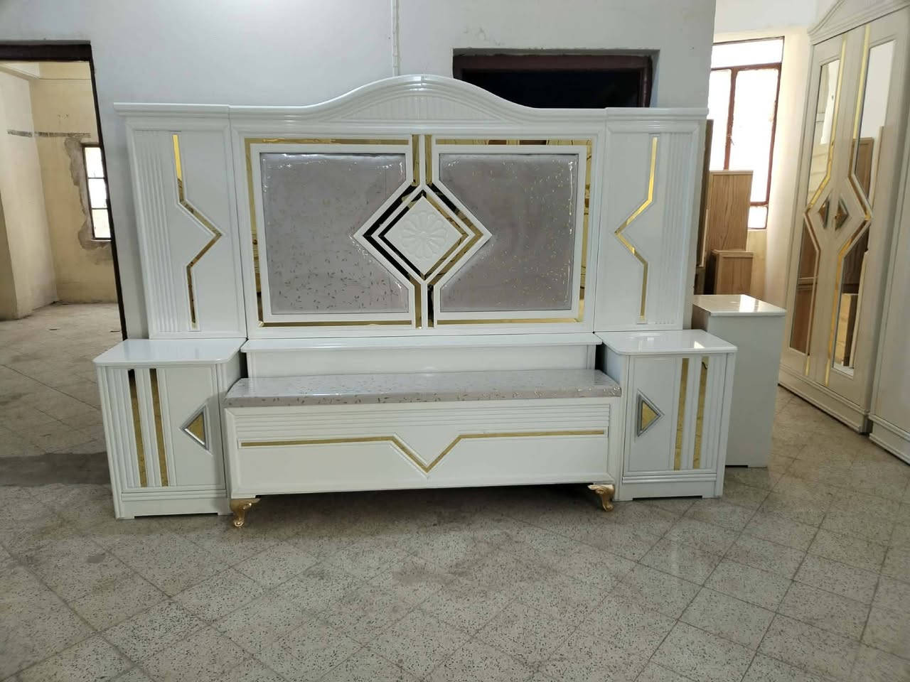 🛏 غرف نوم تزكام – درجة أولى
✔️ الخارج 5 ملم
✔️ الداخل 4 ملم
✔️ صاج متين + صبغ حراري ثابت 
✔️ جودة عالية وتشطيب أنيق
📞 للاستفسار تواصلوا ويانا 
🚚 توصيل متوفر كافة المحافظات


**إذا كنت صاحب هذا الإعلان وتريد حذفه لأي سبب، رجاءا أرسل رسالة إلى الدعم الفني**