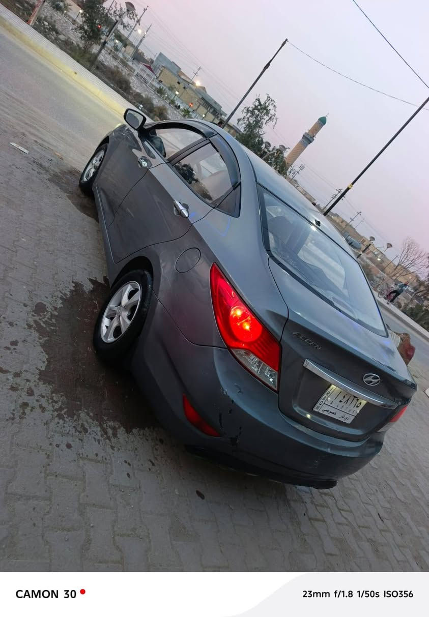 السلام عليكم
أكسنت للبيع موديل 2015 رقم ذي قار سنويه لل 28 تحويل مباشر خليجي تبديل جاملغ أمامي فقط بدون دواخل 
جاهزه مكينه وگير جدد حداديه تخم تاير تبريد كهربائيات شاشه كامره كلها شغاله
السعر 70
رقمي ***********
