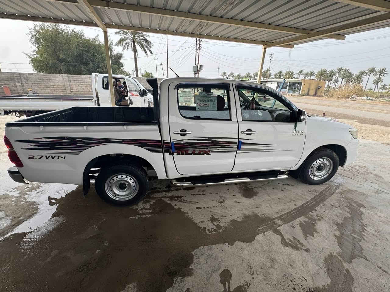 السلام عليكم بيك اب هايلوكس ٢٠١٢ نظيفة كلش بس بيهادقطع صبغ اثر طخات سيارة بسيطة شاصي ١٢ كير عادي
سياره كير محرك محرك مكفولات شئ سيارة نظيفة جدا باسمي رقم سلمانيه ثاني يوم تحويل اضافة الى سونارها موجود 
رقم الهاتف ***********
السعر ١٦٠ خابر وتدلل
