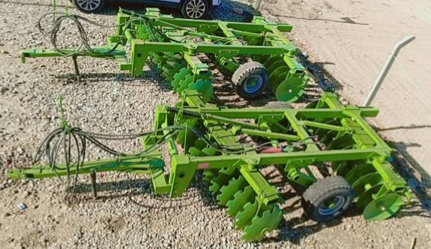 للبيع حجم 24نارديالعزيزيه معرض الشمري***********
