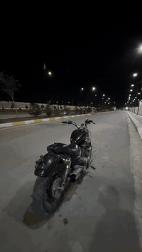 هارلي 400 للبيع او للمراوس سعره مناسب 
نضيفه كهربائياته كله شغاله مابيه نقص  
مكينته طياره نهضه ومعدل مكاني ناصريه مركز 
رقمي ***********
