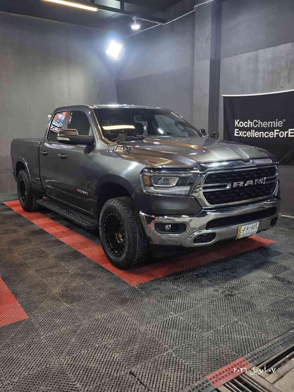 السلام عليكم (Ram 1500 Big Horn)
موديل 2022 رقم بغداد باسمي 

عداد المسافة 62.000km

=================

مكينة 5.7 هيمي 

حادثها جاملغ خلفي 

بدلت بدي كامل نفس اللون ونفس الموديل 

شلت بديها المضروب وشديت بدي جديد

بدون ايرباك 

باب قصير بدي طويل 

السيارة عليها تزويد من شركة الدفع الرباعي ومحمد الغالبي

- تسكيرة بدي 

- كشاف امامي وخلفي من شركة  مجموعة IRONMAN

- ويل ميثود وتاير ريدانز قياس ١٨

- مجموعة كاملة من الماصدات الامامية والخلفية

- دوسات trx 

- ترفيعة 1.5 انج 

- المواصفات 

قطعتين تبريد 

مري شفط 

شاشة كبيرة 

وباقي المواصفات معروفة 

السعر 27.000$ 

للاستفسار اكثر 

***********
