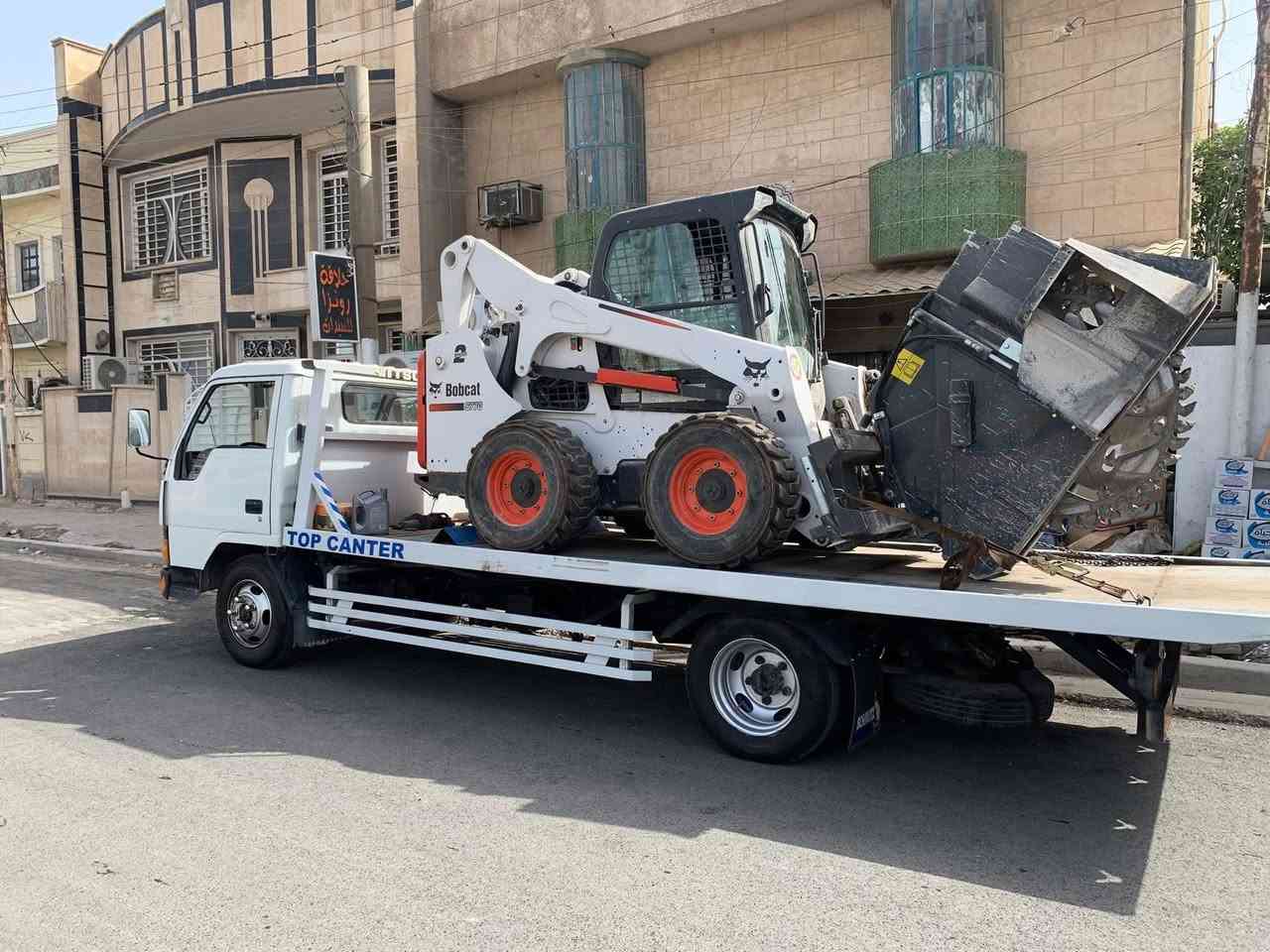 السلام عليكم كنتر عضم للبيع بدي ياباني جك واحد سياره نضيفه خير من الله اي نقص مابيها رقم إنكليزي باسمي مكان بغداد الجديده جبار ابو الشربت 
***********
