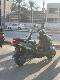 ماطور سكنس شحن للبيع  الماطور كلش فقط الكلوب مالاشياره ما يشتغل 6بطاري...