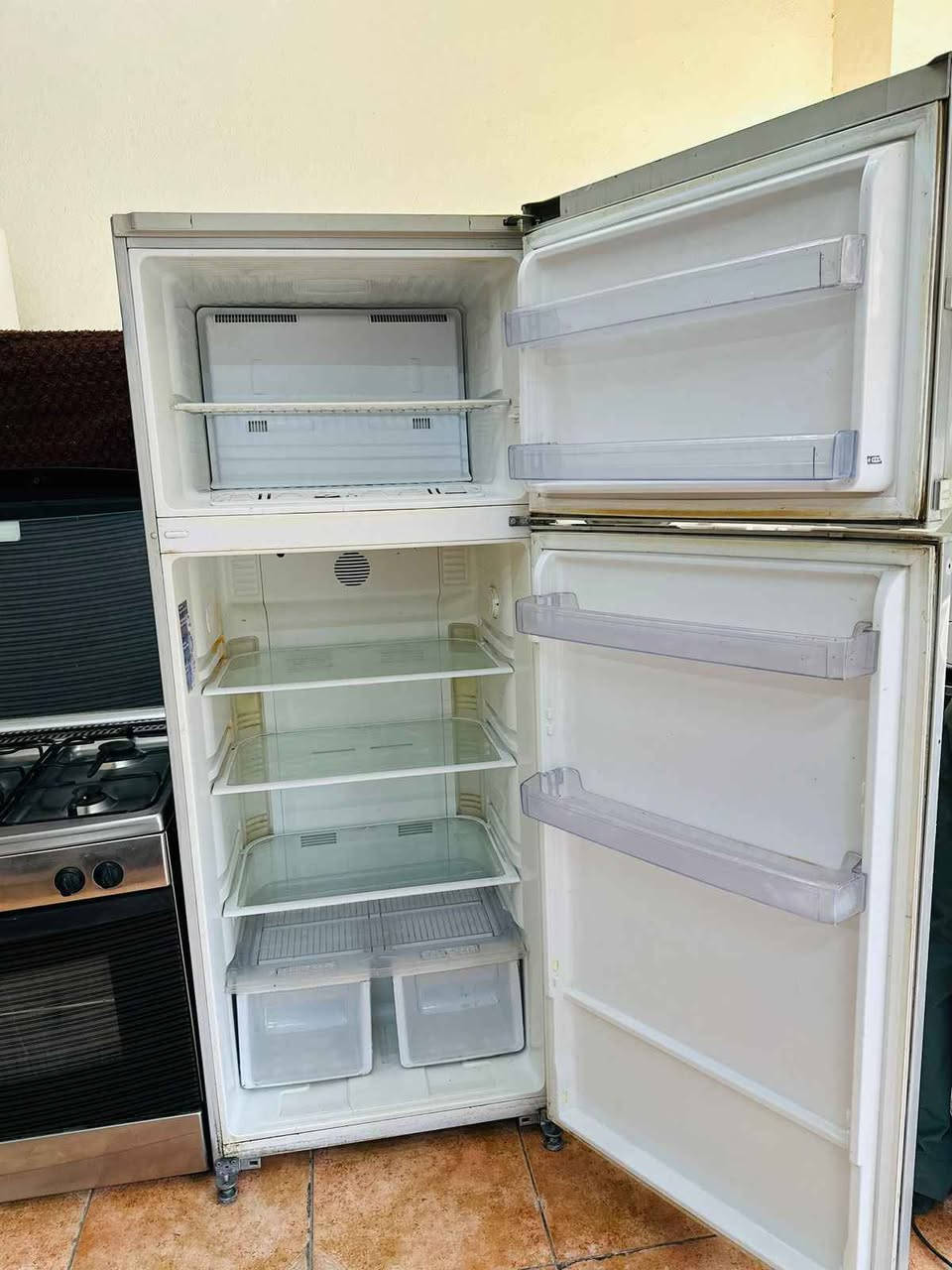 بكج اربع قطع لون سيلفر

ثلاجه نوع بيكو 24 قدم انفرتر

غاز نوع ايطالي خمس عيون ستانلس ستيل كامل

غساله نوع فيستل 7 كيلو

ميكرويف نوع بنكون

 350شامل التوصيل عمان والزرقاء عمان, محافظة عمان


**إذا كنت صاحب هذا الإعلان وتريد حذفه لأي سبب، رجاءا أرسل رسالة إلى الدعم الفني**