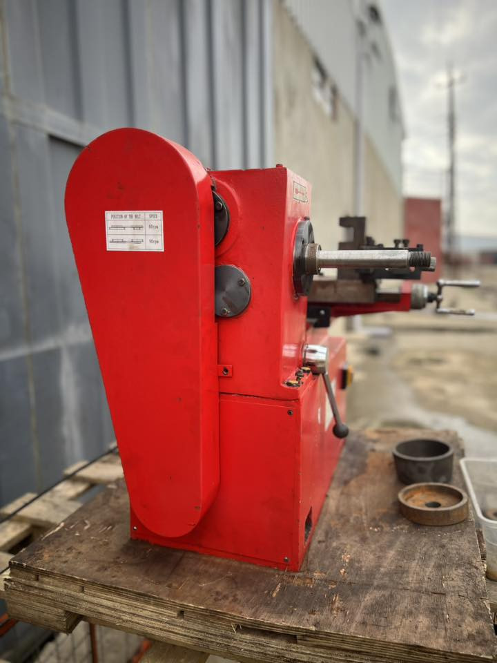 مكينة تصفير فلنجات شفتين داخلي وخارجي  مع جميع الملحقات مؤسسة صيني ممستخدم بالعراق  استيراد جديد  نظافه ممتازة  ... 

للاستفسار
 
هاتف:***********
