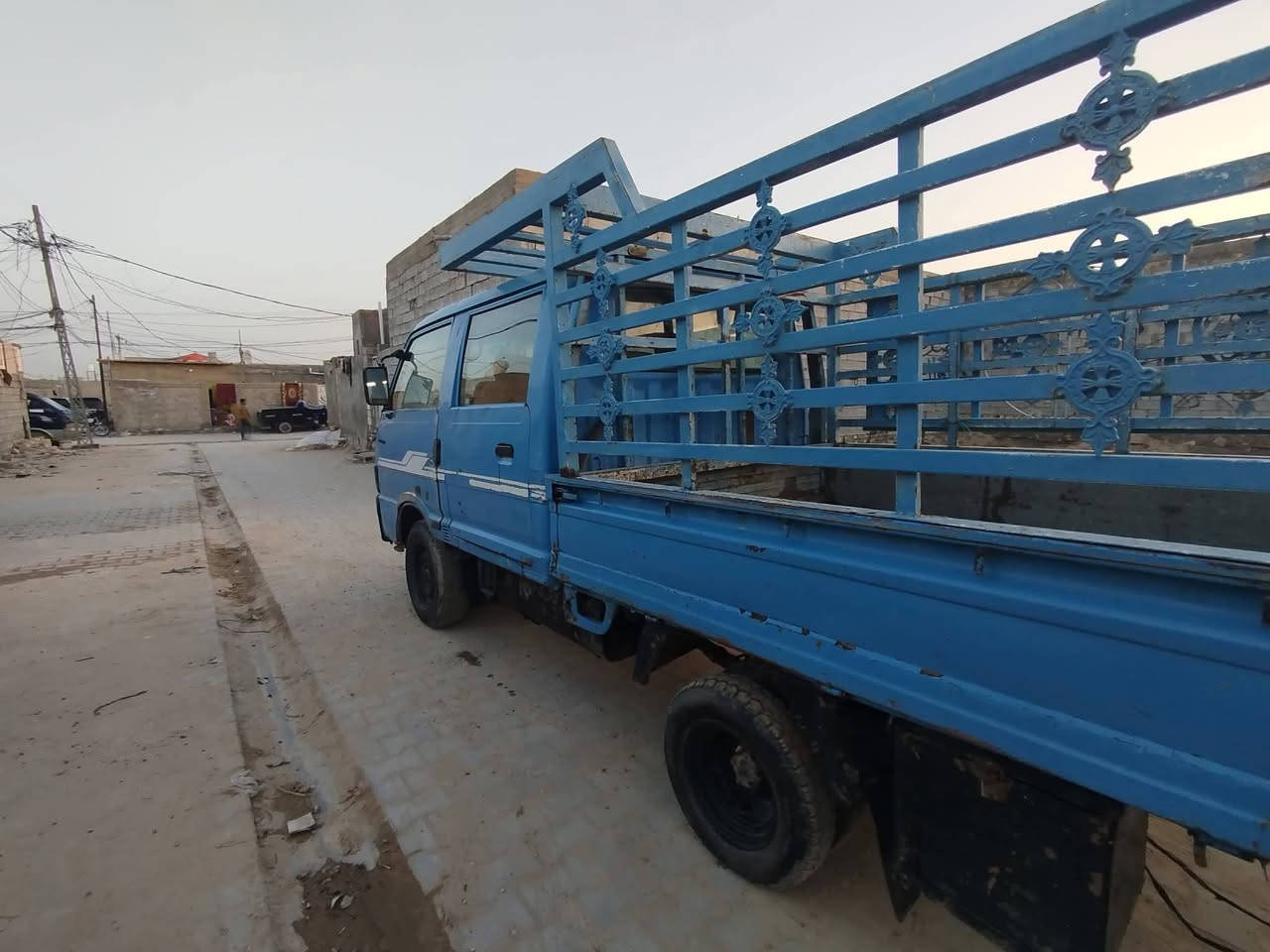 بيع مستعجل   ..   السعر ( 38 )
كيا بنكو 1992 .جاهزه مكينه وكير مكفولات .حداديه نظيفه .تخم تاير نظيف .مكفوله الظربه القويه والحادث والگلبه ..تحويل مباشر 
النجف الاشرف .. ***********
