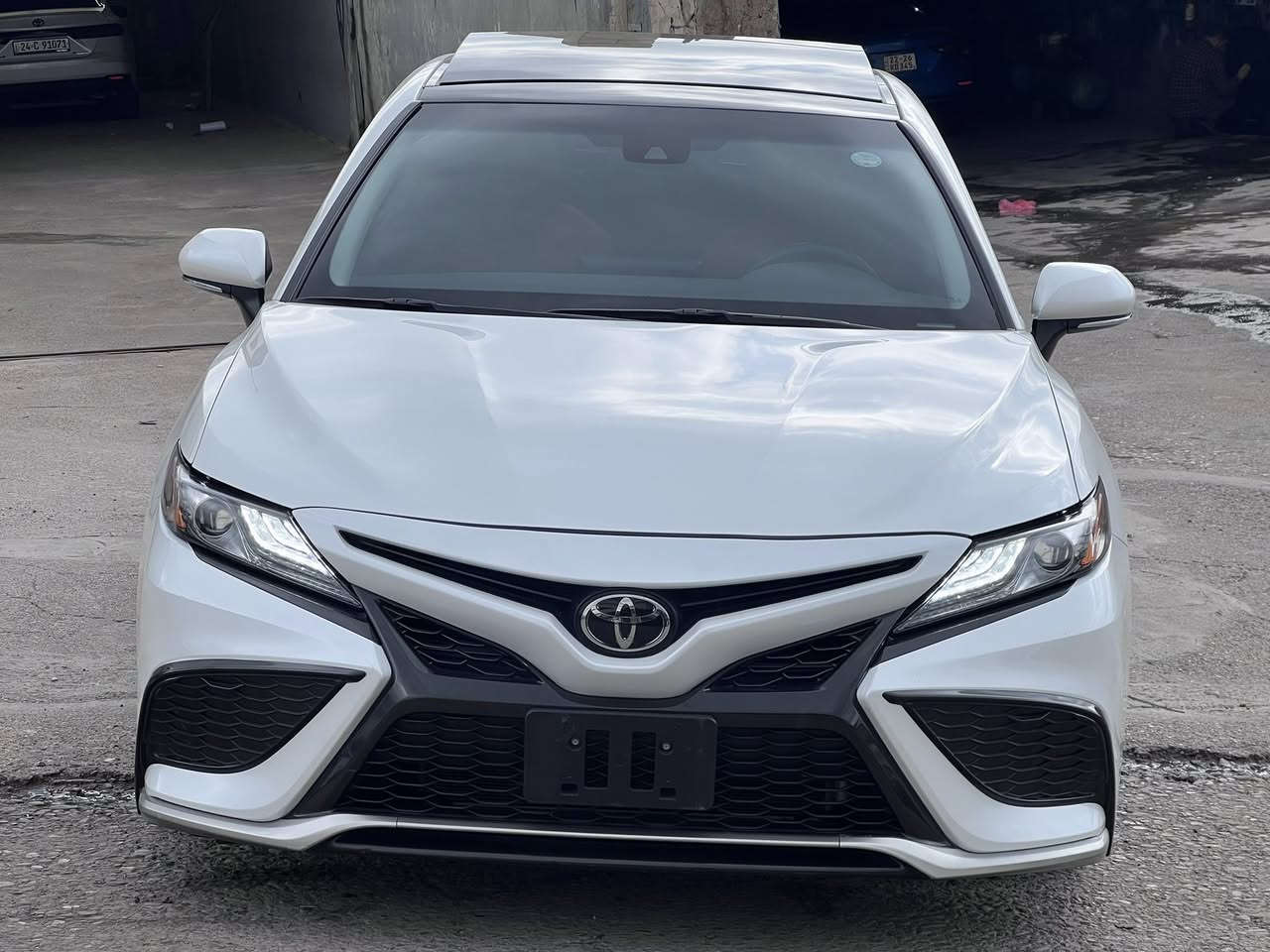 تيوتا كامري
موديل 2024 / وارد أمريكي / ماشي 24 الف مايل/ 
سياره بيدون رقم تترقم جميع محافضات شيمال
موصفات XSE موصفات مال سياره معروف مايحتاج سف
حادث سياره رقم شاسي موجود منشورات
سياره بيدون صبغ دعاميا لد عاميا 
بيها جاملغ و باب امامي صبحت سايق تبديل شريكه بيلاد
بيدون دواخل بجم كبس خلفي كبس 
و بيا واحد تعديل ب جاملغ سكن تعديل PDR ولا يبين
أيرباگ فقت توكمه سيستم
تسليح سياره 100/100 بلول 
السعر 247 مجال 
عنوان عقرء 
رقمل هاتف وتساب علي 
***********
