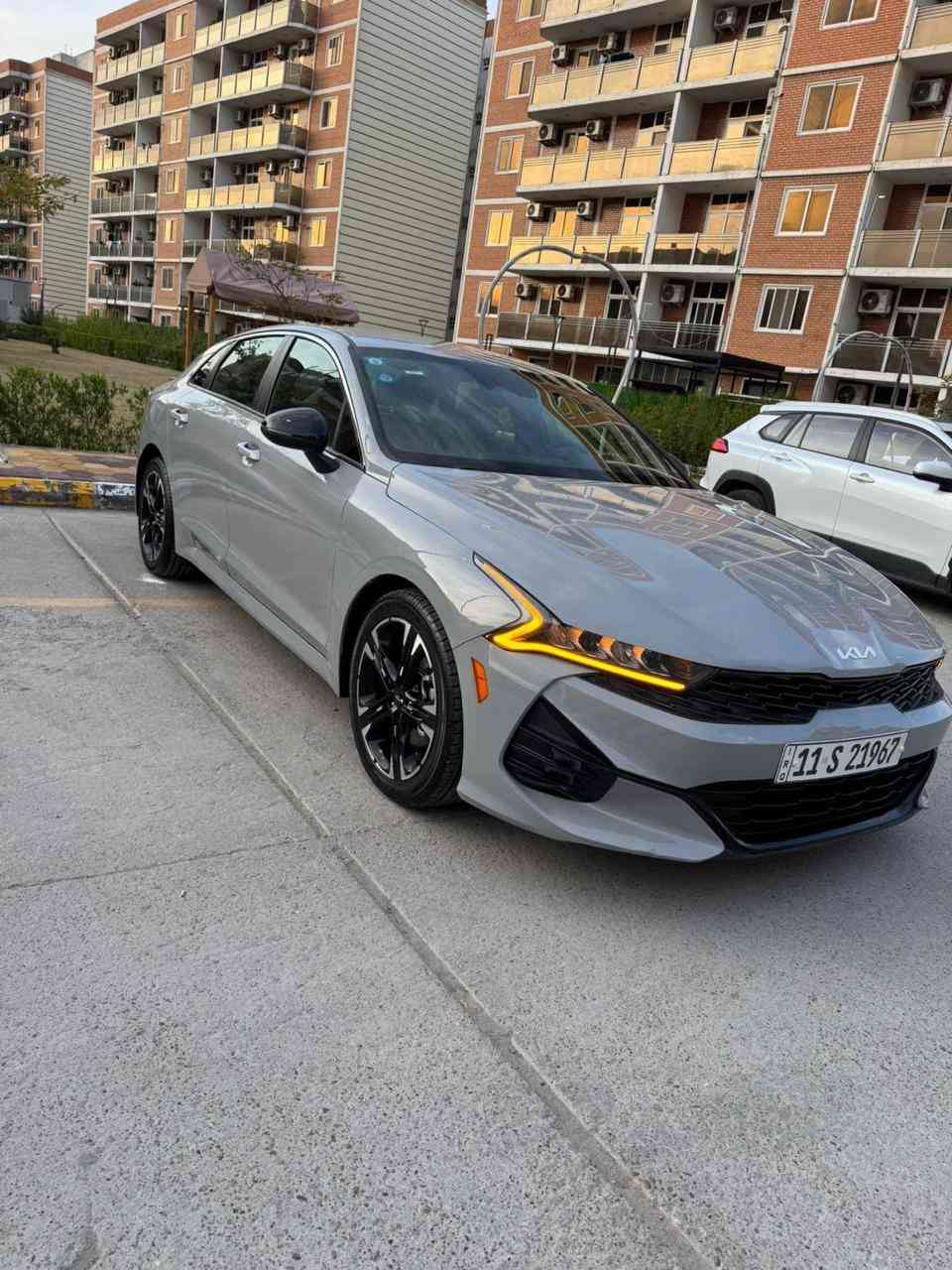 كيا k5 جي تي لاين 2022 
عدا الفتحة وارد امريكي   
ماشيه 24 حقيقي بدون ايرباك
 حادث خلفي محرك 1600 تيربو 
 والسونار مرفق بل صور 
السيارة ابسمي مكان بغداد حي الجامعة

رقم صاحب سيارة ***********
