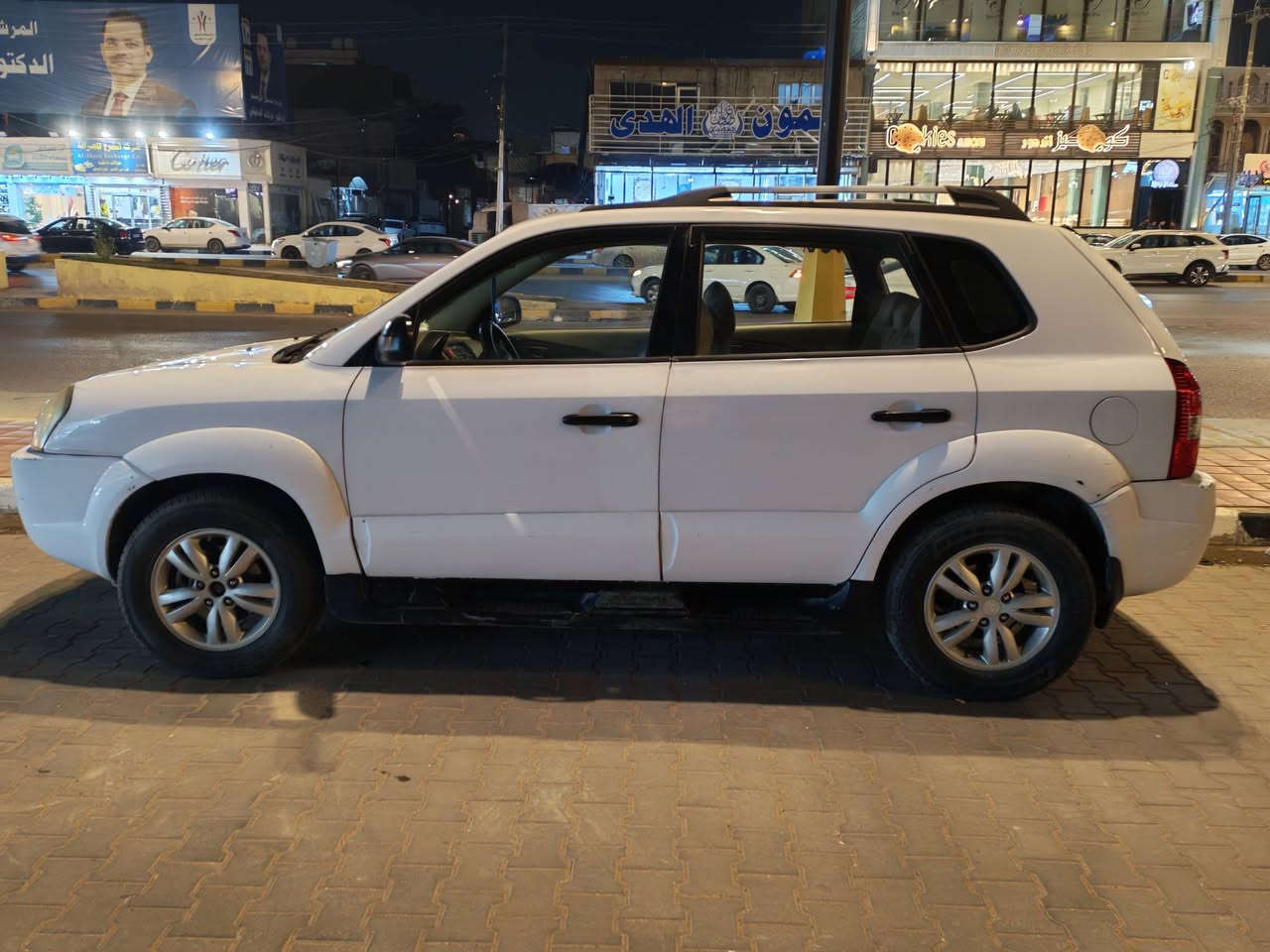 السلام عليكم 
توكسان للبيع وارد خليجي
موديل 2010
سياره جديده 
تخم تاير جديد ويل كب 
بلاجكتور بلادي ومسوي زنون
أدامه كامله للمحرك مسويلها 
محرك 2000نضيف لا تبخير ولا تنقيص 
ماشيه ٢٣٠ قابل لزياده 
سياره بيها باب السايق صبغ شبر واحد بدون دواخل ولباقي كفاله عامه 
كيرها جديد 
موقع. النجف الاشرف
للتواصل واتساب او اتصال
السعر ١١٢وبيها مجال
***********
