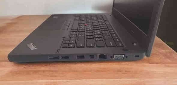لابتوب لينوفو ثنك باد اصلي
Lenovo thinkpad L470  

المعالج:  Core i5 الجيل السادس  

( اخو الجديد نظافة عالية جدا )

الرام: 8 كيكا DDR3 سلاسة عالية 

الهارد: 128 كيكا SSD قابل للزيادة 

الشاشة: حجم كبير  14 انش دقة ممتازة

كرت الشاشة : 4 كيكا انتل مدمج 

كيبورد  عربي انكليزي
.......................
الهدايا:
ماوس وماوس باد لسهولة الاستخدام 

جنطة لسهولة التنقل 

شاحن اصلي
.......................
الضمانات: 
ضمان فحص كامل قبل الاستلام 

ضمان اسبوع كامل نظافة ومواصفات 
.......................
اللابتوب ممتاز جدا للموظفين والطلاب ومثالي لاصحاب المكاتب والطابعات باستخدام الوورد والاكسل وممتاز لمشاهدة الأفلام واليوتيوب بجودة عالية وسلاسة فوق الخيال وممتاز لعدد كبير من الألعاب بسبب مواصفاتها القوية
.......................
يتوفر توصيل لجميع المحافظات 🚗

السعر 169  الف دينار !🆕!

للاستفسار: ***********
