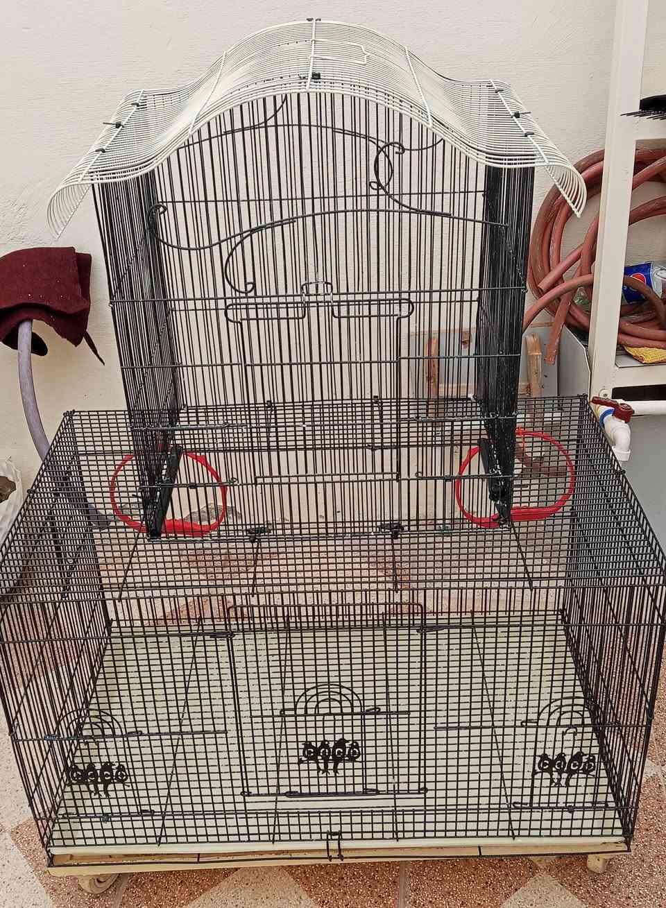 للبيع قفص طيور
***********
