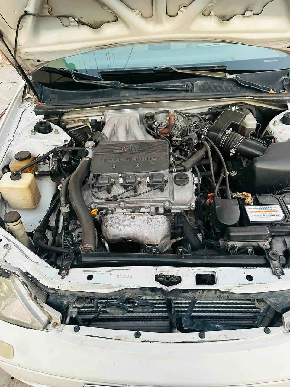 سلام عليكم افلون للبيع موديل 2002خليجي فول بيها  صبغ بل جاملغ الخلفي جهت السايق والباقي كفاله عامه محرك كير تخم تاير جديد للتواصل اتصل على الرقم ***********

