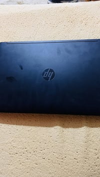 لاب توب • مستخدم شوية • غراضه كاملة