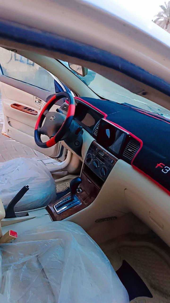 السلام عليكمf3 BYD موديل 2012اوتماتيك مكينه وكير جدد  سنويه 2030سياره جاهزه مصبوغه حزام السعر55وبيه مجال رقم الهاتف(***********)
