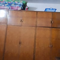 غرفة نوم • للبيع