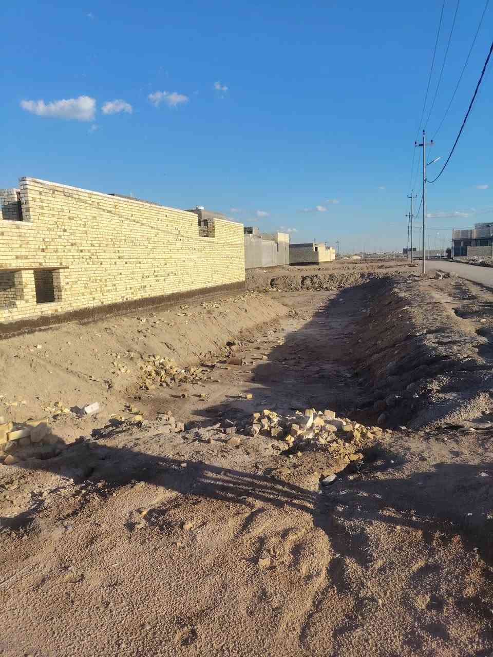 قطعه للبيع
مجمع نبيل ال حاجم (مجمع الزهراء) 
طابو زراعي  ركن عله شارعين  
تبليط ماي كهرباء  
فقط تصال ***********
