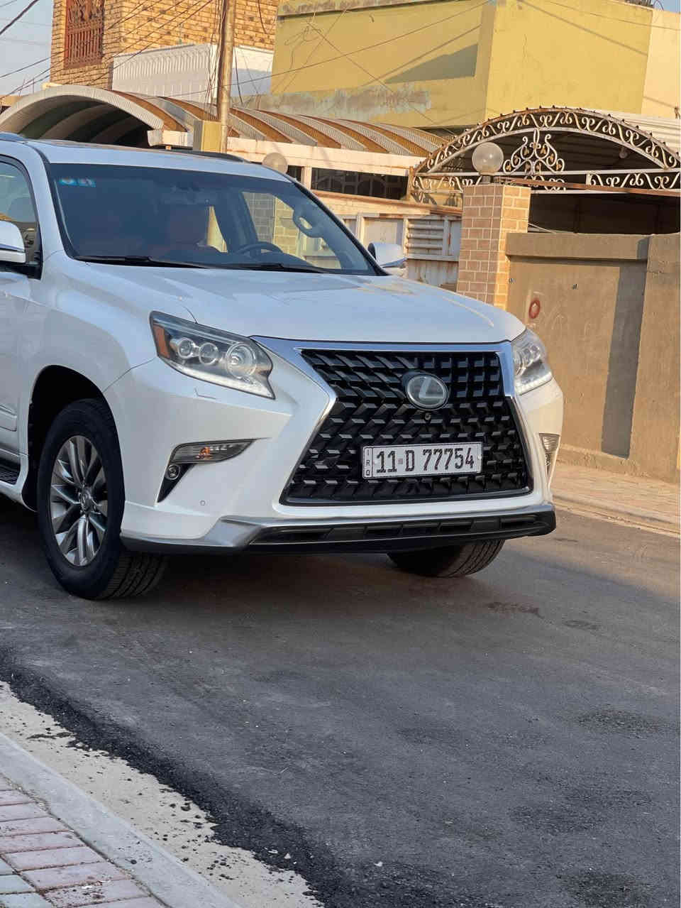 لكزز GX460

موديل 2014

رقم بغداد الجديد

كفاله عامه صبغ وضربه وتبديل

السونار مرفق بالصور

كير حداديه تايرات شرط

ماشيه 133 الف

فول مواصفات

محرك V8 بدون فتح  كفاله 

بصمه دخول ذكي

كشنات كهرباء + تدفئه وتبريد

كشن ذاكره

ستيرن كهرباء 

ثلاجه 

وضعيات قياده

حساس امامي + خلفي

اربع كامرات 

زراك لايت

لايت زنون

ثلاث شاشات بلاديه 

مري شفط

كشنات خلفيه كهرباء 

فور ويل + صعود منحدرات + نظام تصعيد وتنزيل

السعر 355$ وبي مجال

مكان السياره الديوانيه

للاستفسار *********** Singapore
