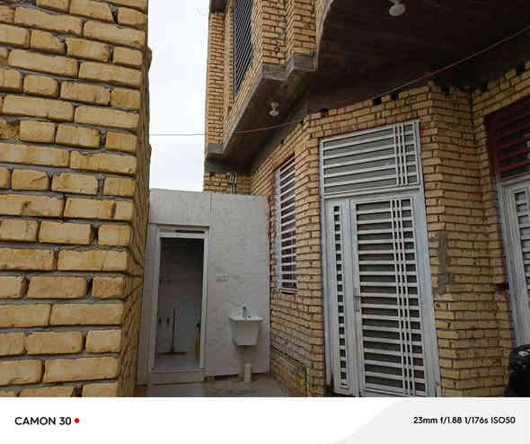 اللهم صل على محمد وآل محمد 

#دار سكن في حي الزهور شارع 30 تجاري 

#المساحة 200 متر طابقين يحتوي على محلات عدد 2

#قرب المدارس 

#تفاصيل البناء
 طابق اول براني ومطبخ وغرفة وصالة وصحيات داخلية وخارجية 
#الطابق الثاني غرفتين وصالة وصحيات 

#السعر 185 مطلوب 67 تسديد شهري 332 وبيد البائع 118 مع المجال 
_________________
نقص تشطيبات 
لشراء  يراجع مكتب الناجح للعقارات الكائن في السماوة 
حي الحكم قرب مرطبات فستقه أو مراسلتنا ع الخاص او الاتصال ع الرقم التالي 
*********** اتصل سريع استاد مصطفى 
*********** بي واتساب 
*********** بي واتساب
 علمأ دوام مكتبنا من 9 صباحأ  ولغاية 10 ليلأ
