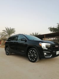 GMC تيران 2022 للبيع السعر المطلوب 166 وبيها مجال صور ضررها مرفقة بالم...