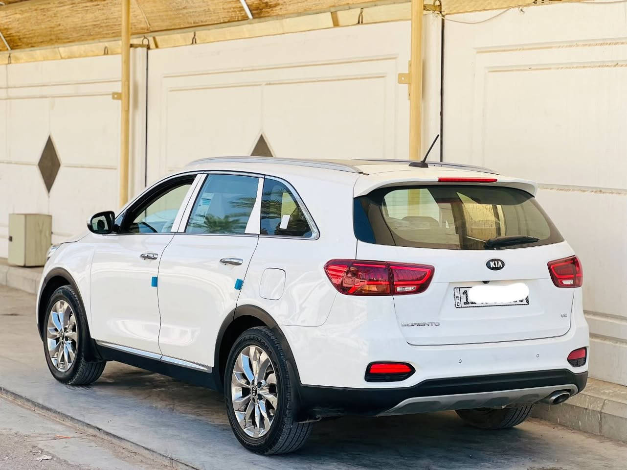 سورنتو 2020 VIP خليجية فول مواصفات 6 سلندر رقم بغداد سعرها 222 وبيه مجال ماشية 77 سيارة فول مواصفات بصمة تشغيل + بصمة ابواب + بانوراما + شاشة لمس نظام ترحيب عند الدخول والخروج مري شفط امامية خلفية كشنات كهرباء كشنات جلد تدفئة تبريد 3 قطع تحكمات استيرن جهتين بردات جانبية حساسات امامي خلفي صندوق كهرباء 7 راكب سيارة بيه هواي مواصفات سيارة بيهة صبغ فقط جاملغ وباب مكان السيارة بغداد *********** مكاني بغداد الخاص مغلق شراي اتصل .
