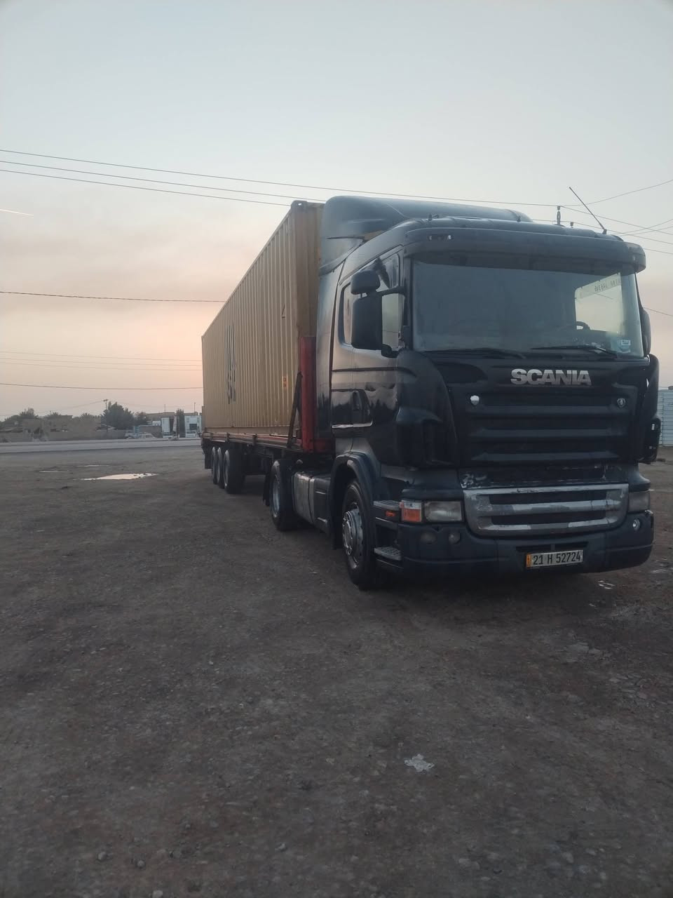 اسلام عليكم سكانية للبيع موديل 2005مكينة انجكشن لا بخار ولا تنقيص سنوية لل 2030 مكفولة الضرايب ولا غرامات محرك كير اكسل خير من الله شاصي مكفول السعر 185ورقة بيهة مجال قليل مكان السيارة واسط العزيزية ***********
