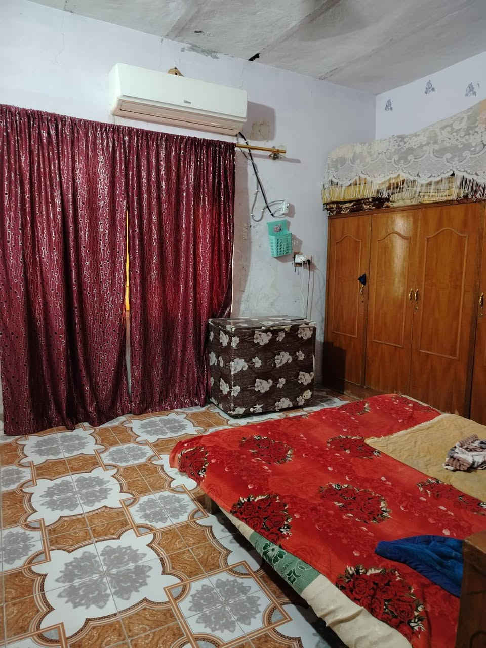سلام عليكم خوان بيت زراعي عله سده دور نفط مساحته 250 لاستفسار علع رقم (***********)
