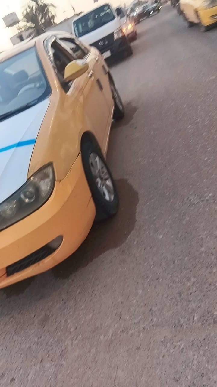 سلام عليكم ليفان للبيع ٢٠١١سياره جاهزه صدر وره وكدام جديده مكينه وكير كفاله رقم بقداد مصفره تحويل مباشر السعر ٣٢ وبيها مجال مكان بابل سكندريه حصوه رقم المبايل ***********
