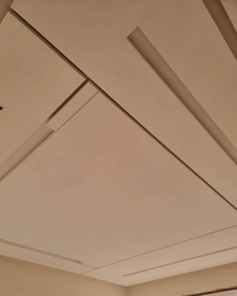 السلام عليكم متر الجبس عمل 10 وكرسته وعمل 27 مع تصليح برغي وجويون 📞 ***********
