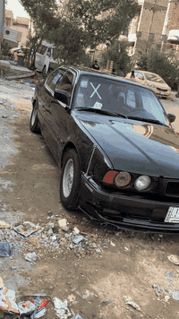 السلام عليكم بي ام موديل ٨٨بغداد ٥٣٥مفتوح ٣٥٠٠سيارة جاهزة من كلشي السيارة احلة من الصور سعرها ٦٨$عليها غرامة توكع من افلوسها مكاني بغداد تحويل السيارة ***********
