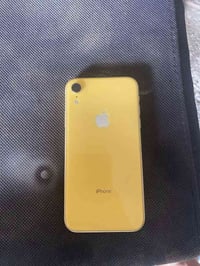 آيفون XR ١٢٨ • بطارية ٨٠٪ • شاشة ضوء بسيط