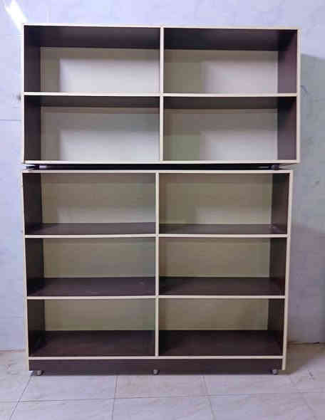 مەکتەبە
دەست کرد
2بەشە
قیاسی 1م 75 پانە
2م 30 سانتیم بەرزە
36سانتیم قوڵە
نرخی 60 هه زار
***********
سلیمانی السليمانية
