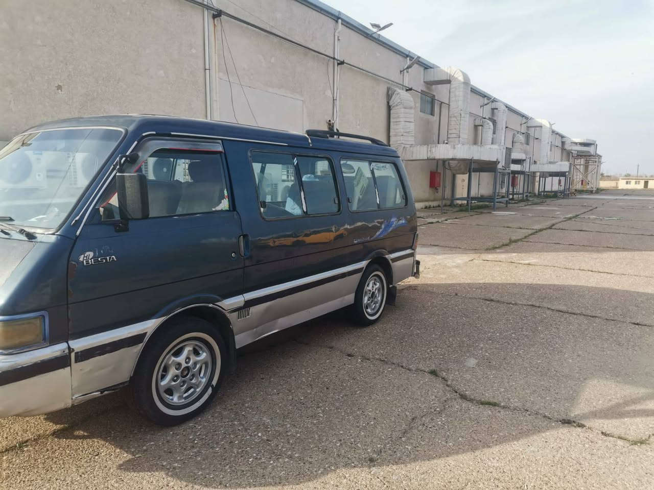 كيا بسته موديل 95 رقم بغداد الماني سنويه ال 29  كير مكينه خير من الله تخم تاير صدر جديد السعر 58  وبيهه مجال بصيط🫰***********  مكان ابو غريب
