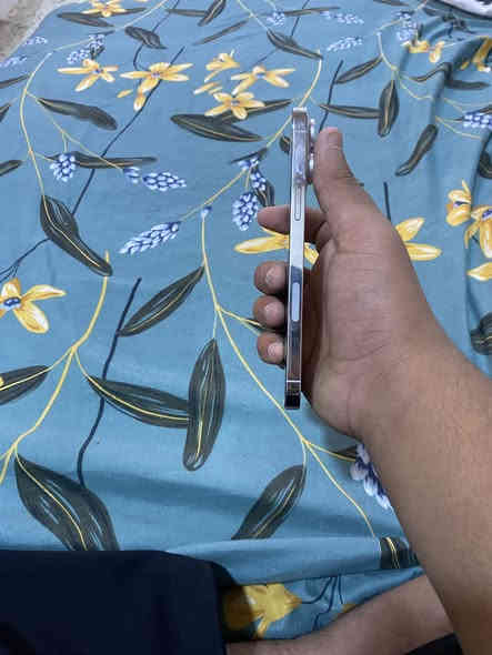 سلام عليكم ايفون ١٣برو ماكس لل بيع نضافه فول شخط مابي ذكره ١٢٨فيس ايدي شغال جهاز لوك يطاريه٨٢سعر ٤٥٠الف قفل بدون معامله رجأن ***********
