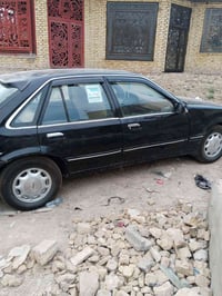 سياره لبيع نوع برنس اللون اسود موديل 1995 نظيفة اتصال على هذا الرقم 07...