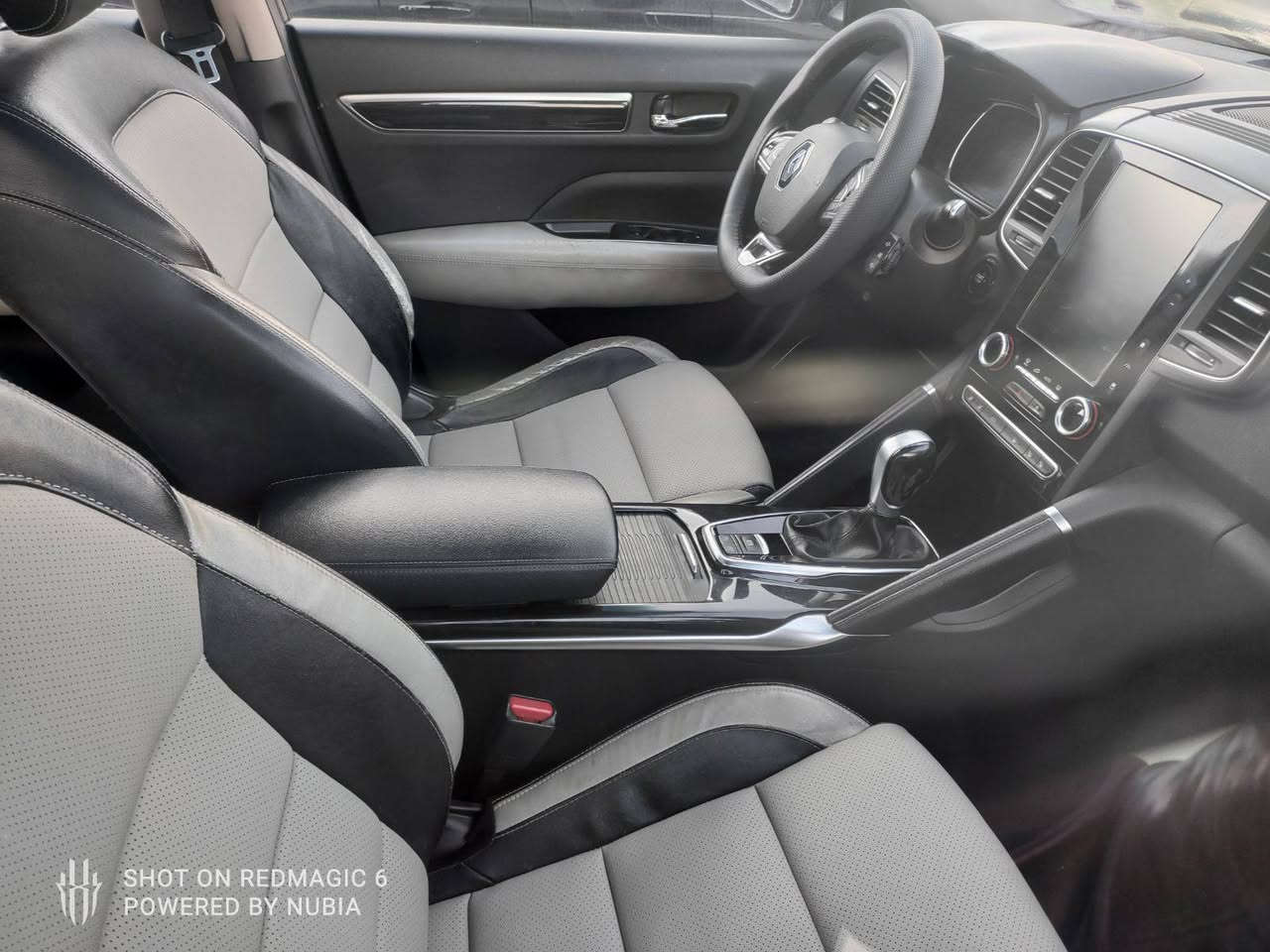 ڕینۆکۆلیۆس  2018
فول مواسەفات 
پانۆڕاما 
کوشن جلد و سارد و گەرم 
دەبڵ ئەکسل 
2سویچ
نیو جەمەلغ بۆیاخە 
دو پەڵە ساردی هەیە 
118000کم ڕۆشتوە

سعر لە کۆمێنت داوابکە ڕاستەخۆ بۆت دیت 📩 

گیرومەکینە بەشەرت زۆربەجوانی پاکی ماوە هیچ خەلەلیکی تیدا نییە 

ژمارەی خاوەنی 
***********
