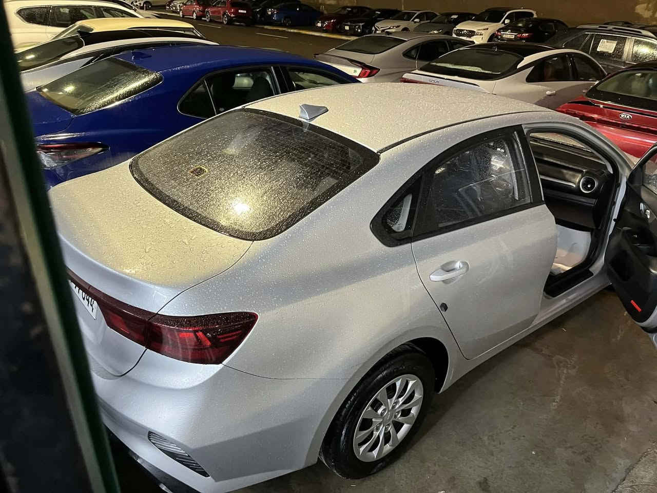 كيا سيراتو 2022 
نص جاملغ صبغ بخ
وشبر بالجاملغ الخلفي بارد
رقم اربيل بأسمي رقم جديد السيارة خليجية
ماشية 70000 كيلو متر
المواصفات

مكينة 1600 دووش
ليدات 
فوول تحكم ستيرن
شاشة كبيرة بلاد
كاميرا
UBS
 قطعتين تبريد
3 وضعيات قيادة

اللاستفسار ***********
