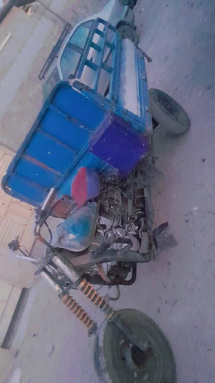 السلام عليكم ستوته للبيع داي وان محرك جديد وين ميعجبك اتروح بيها نقص بس باب الورة اوراق مابيه اتكفلك سرقه وعشاير اسويلك مكاتبه السعر 400 عنوان بغداد البياع الرقم***********
