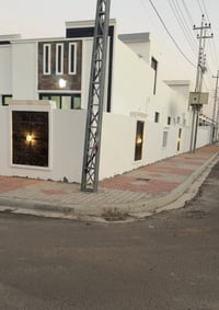 دار للايجار مجمع اليرموك مجاور المجمع الهندسي مساحه 250 متر ركن الدار ...